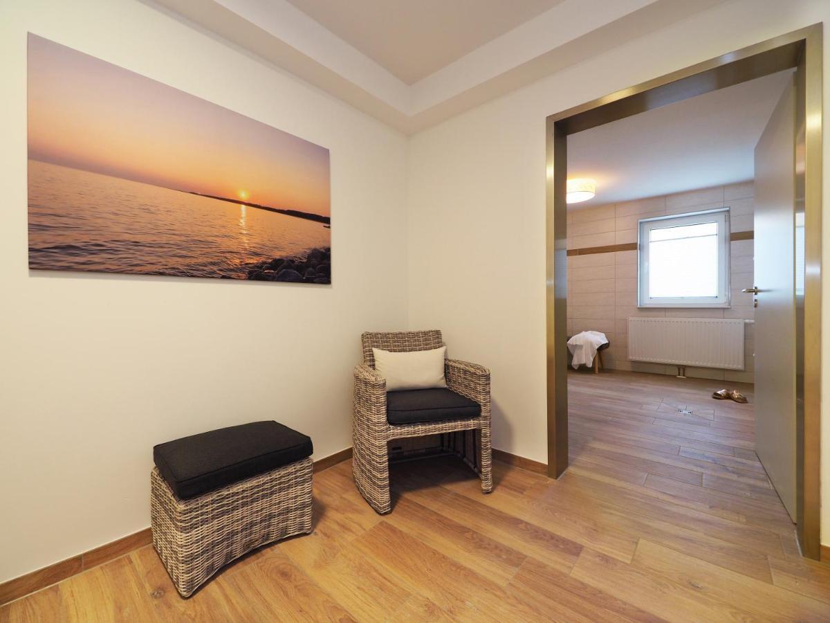 Appartement "Froschkoenig" - Oase Am Haff Garz  Extérieur photo